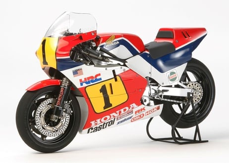タミヤ 1/12 オートバイ No.121 Honda NSR500 '84