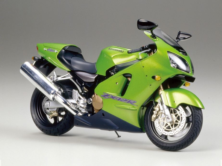 タミヤ 1/12 オートバイ No.84 カワサキ ニンジャ ZX-12R | ウエサカ模型店