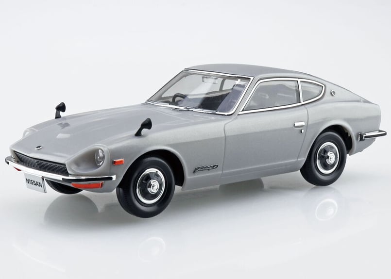 アオシマ1/32 アオシマ、1/32スケール「ニッサン RZ34 フェアレディZ」 パーツ点数23