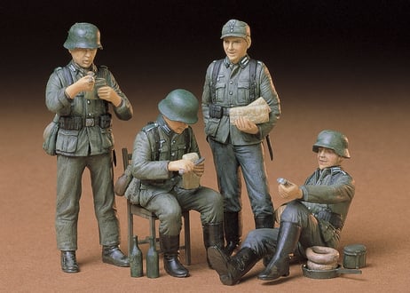 タミヤ 1/35 MM No.129 ドイツ歩兵・休息セット