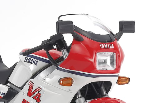 タミヤ 1/12 オートバイ No.37 ヤマハ RZV500R