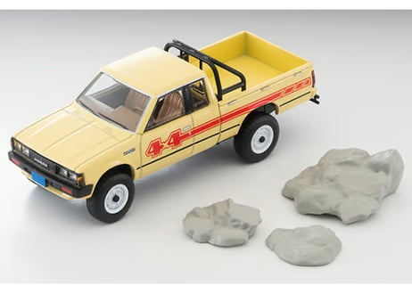 トミーテック 1/64 TLV-N321a ニッサン トラック 4X4 キングキャブ（黄）北米仕様