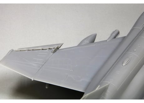 ファインモールド 1/72 アメリカ空軍 F-4E 戦闘機（後期型）“クラーク エアベース”