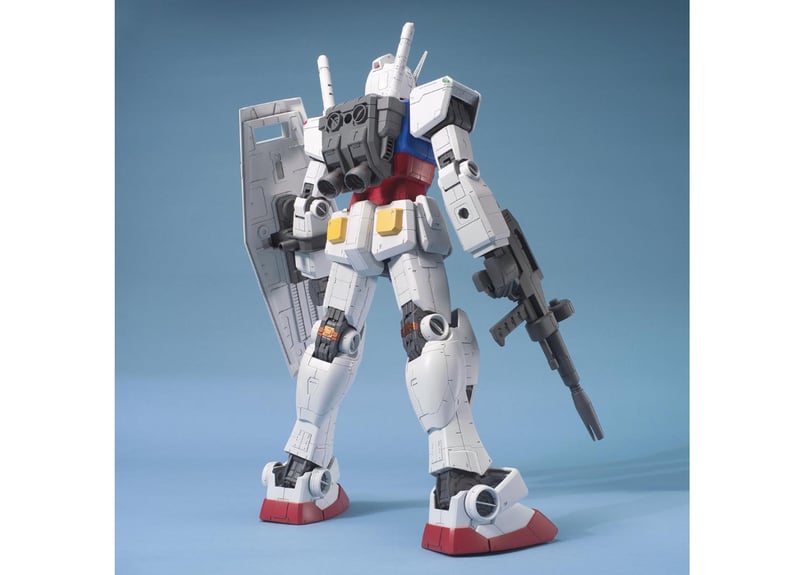 メガサイズ 1/48ガンダムRX78-2 塗装済み。 メガサイズモデル 1/48