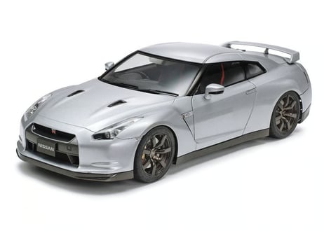 タミヤ 1/24 スポーツカー No.300 NISSAN GT-R