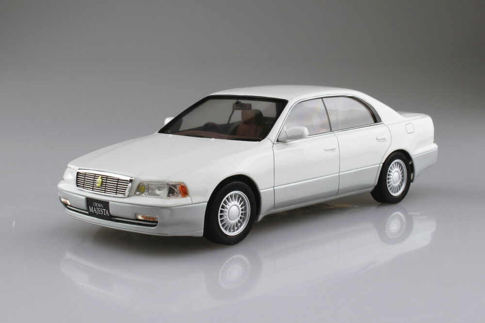 アオシマ 1/24 ザ・モデルカー No.114 トヨタ UZS141 クラウン