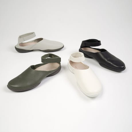 trippen　Pan White