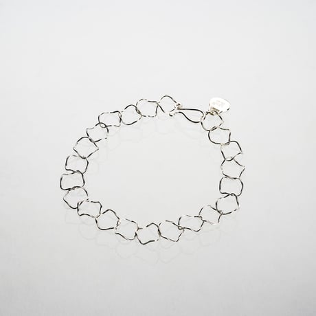 K.KAJU　Hanabira bracelet