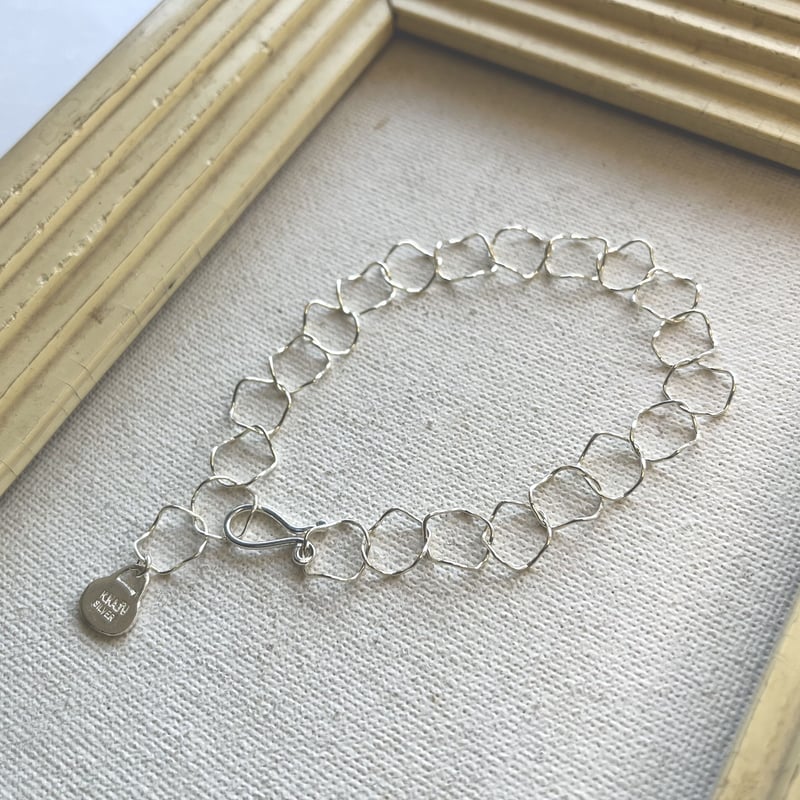 K.KAJU Hanabira bracelet | 布う
