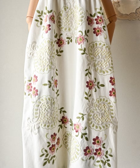 【Seek an nur】Vintage embroidered fabric dress