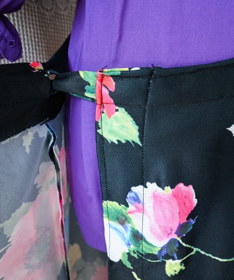【tiny yearn】1970's Euro Floral Wrap Maxi Skirt