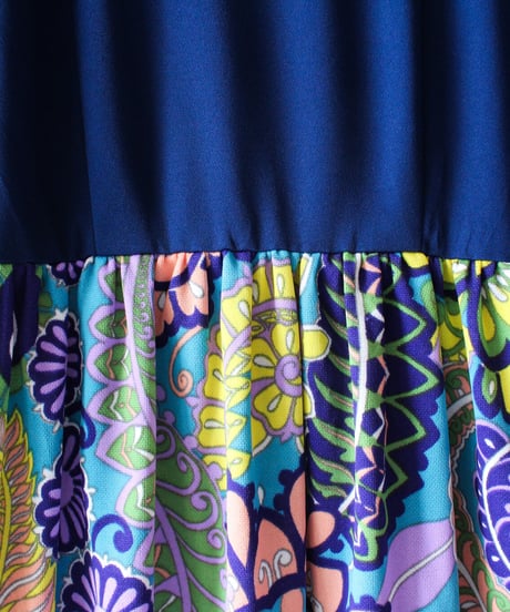 【tiny yearn】1970's Floral Psychedelic Maxi Dress
