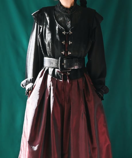 【Seek an nur】Tyrolean Black×Metallic Dirndl Dress