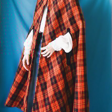 【RT-89178】Leur getter ケープ付きコート 赤 RT-89178】Leur getter ケープ付きコート 赤 Leur Getter / ファー