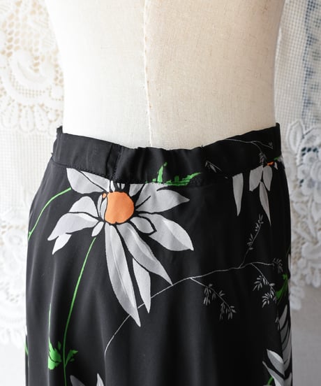 【tiny yearn】1970's Euro Floral Sheer Maxi Skirt