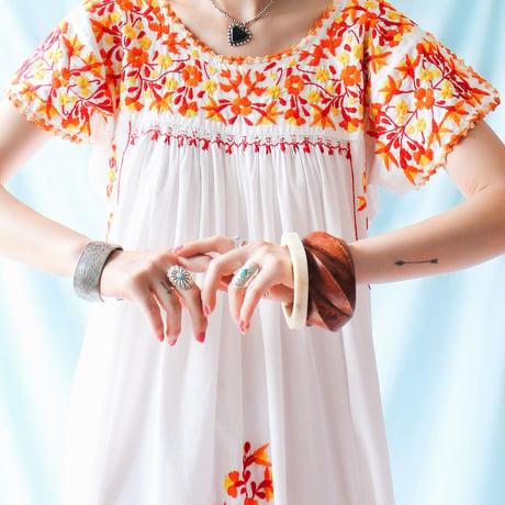 【tiny yearn】Mexican Floral Hand Embroidered Dress