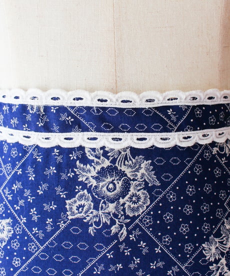 【tiny yearn】1970's German Floral Frill Lace Maxi Skirt