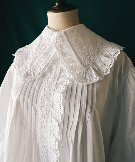 【Seek an nur】Late 19th c. night gown dress