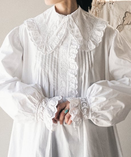 【Seek an nur】Late 19th c. night gown dress