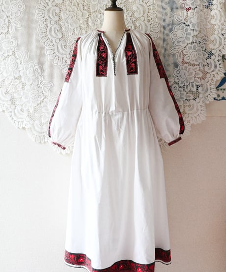 【Seek an nur】Romanian Vintage Traditional Dress