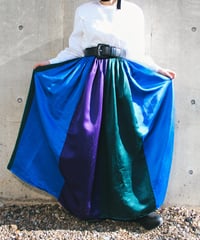 【tiny yearn】1970's USA Satin Silk Gather Flare Skirt