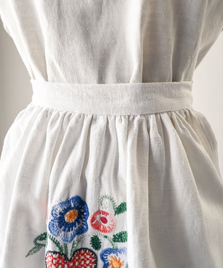 【Seek an nur】Euro Embroidered linen waist apron