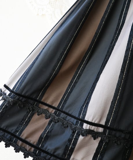 【Seek an nur】Euro Stripe Flare Skirt