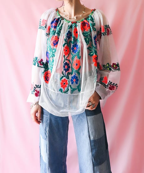 【tiny yearn】Romanian Vintage Embroidered Tulle Blouse
