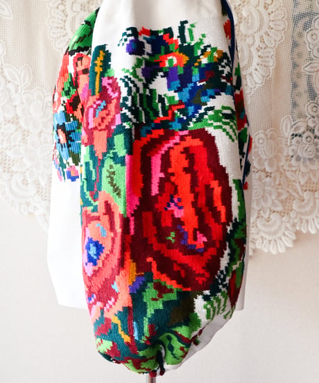【Seek an nur】Romanian Vintage Embroidered Blouse