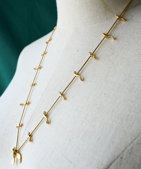 〈Accessory〉Native American Gold Tone Fetish Bird Necklace