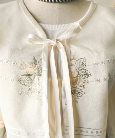 【Seek an nur】Euro vintage embroidered blouse