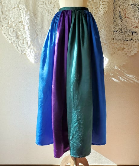 【tiny yearn】1970's USA Satin Silk Gather Flare Skirt