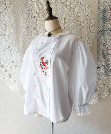 【tiny yearn】⁡Euro Embroidered Lace White Blouse