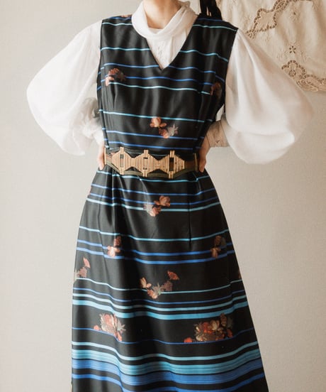 【tiny yearn】1970's euro floral maxi dress