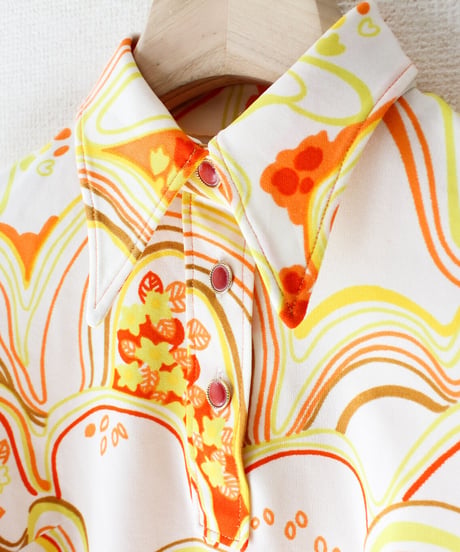【tiny yearn】1970's Vintage Euro Art Flower Blouse