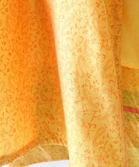 【tiny yearn】Paisley Embroidered Ethnic Slit Dress