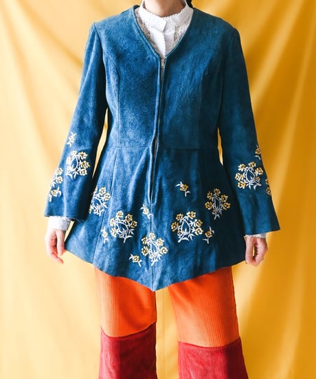 【tiny yearn】1970's Embroidered Suede Pullover