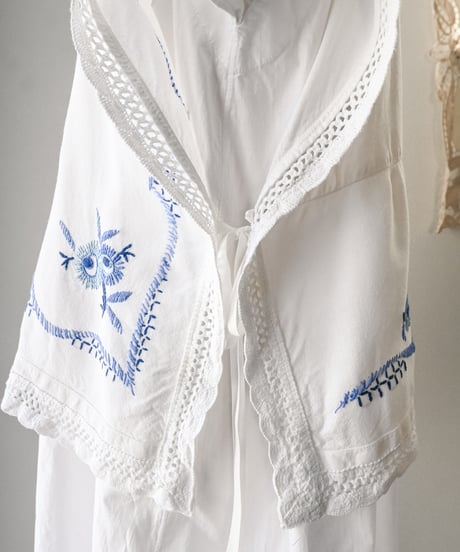【Seek an nur】Euro vintage embroidered Vest