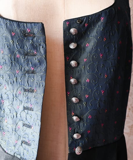 【Seek an nur】Tyrolean Black Dirndl Dress