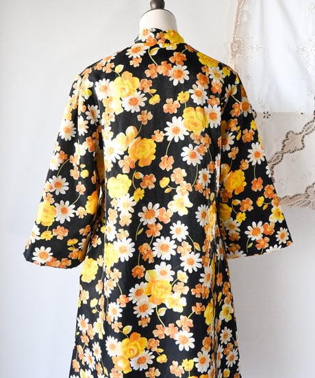 【tiny yearn】Euro Vintage Quilted Night Gown
