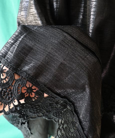 【Seek an nur】Euro Black Metallic Flare Skirt