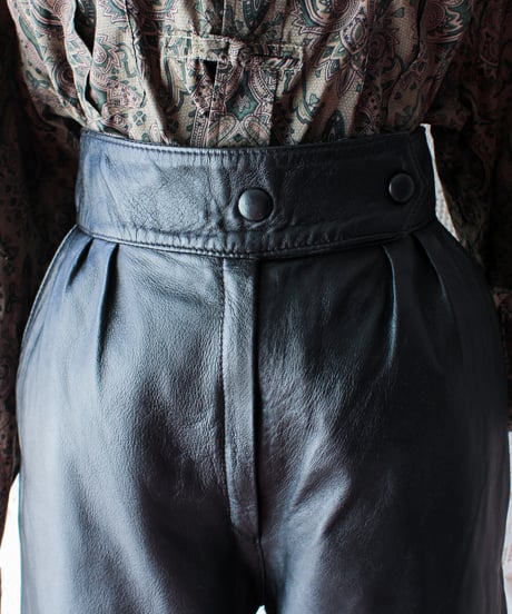 【Seek an nur】French Tuck Black Leather Pants
