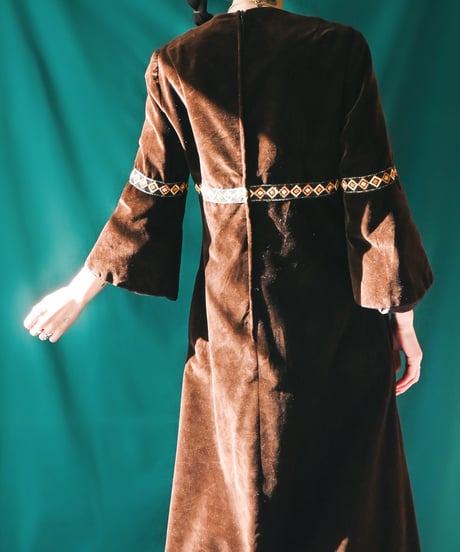 【Seek an nur】1970's Euro Velour Maxi Dress