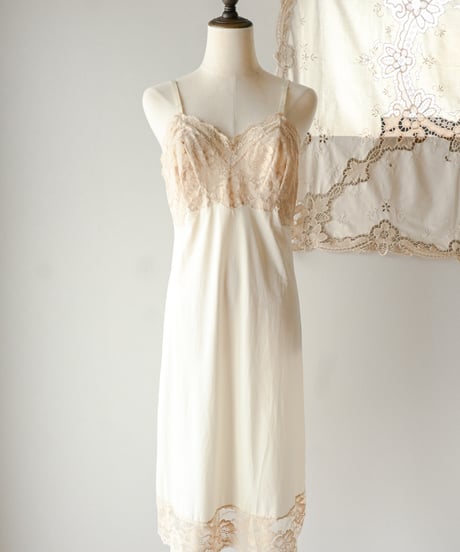 【Seek an nur】1970's usa vintage lingerie slip