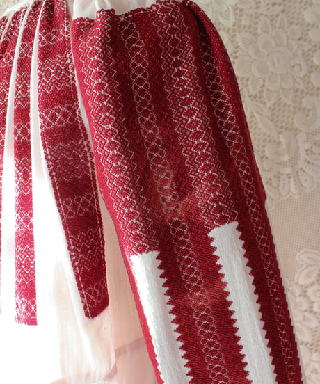 【Seek an nur】Vintage Romanian Hand Woven Dress