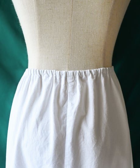 【Seek an nur】Euro Lace Tiered Petticoat