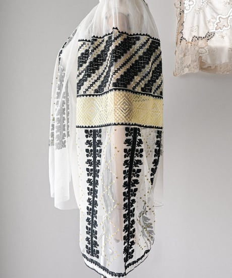 【Seek an nur】Romanian vintage embroidered le blouse