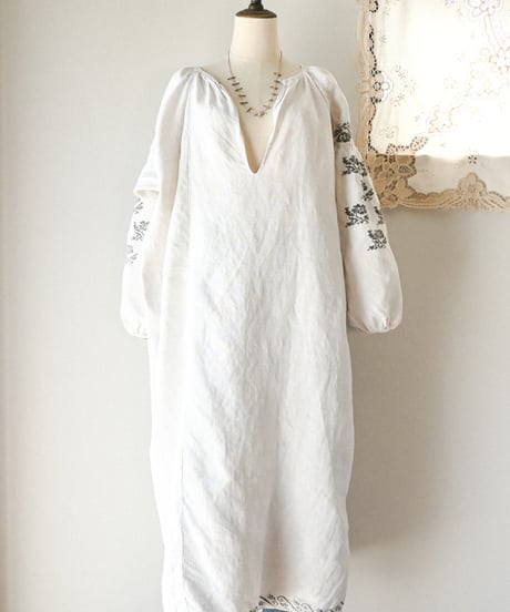 【Seek an nur】Vintage ukrainian traditional dress