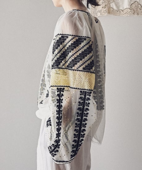 【Seek an nur】Romanian vintage embroidered le blouse