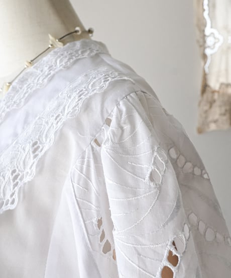 【Seek an nur】Euro lace dirndl blouse